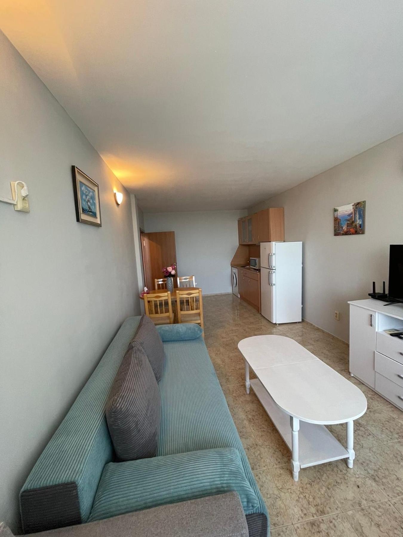 Rutland Sp Apartments Равда Экстерьер фото
